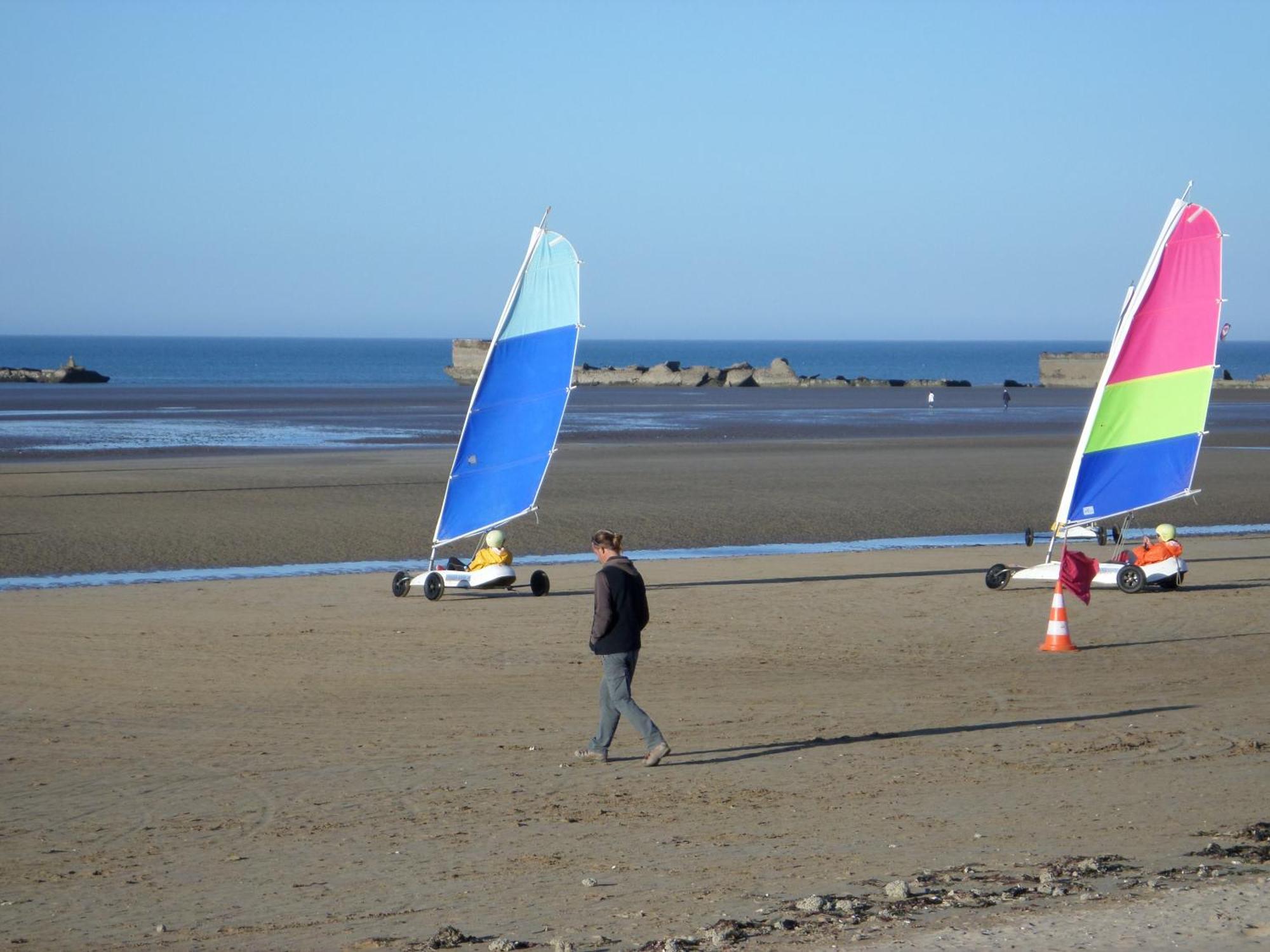 Gites En Normandie En Front De Mer A Asnelles , 3Km D'Arromanches, 10Km De Bayeux Экстерьер фото